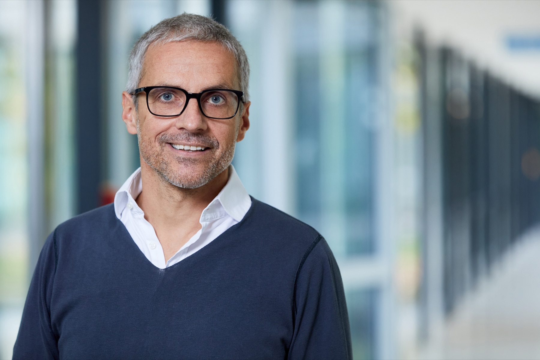 Porträt von Prof. Dr. Andreas Vlasic
